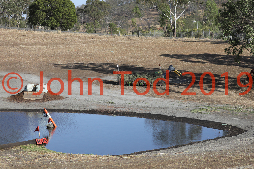 JHT_0540.JPG   07:25:44  06/10/2019  Copyright John H Tod 2019