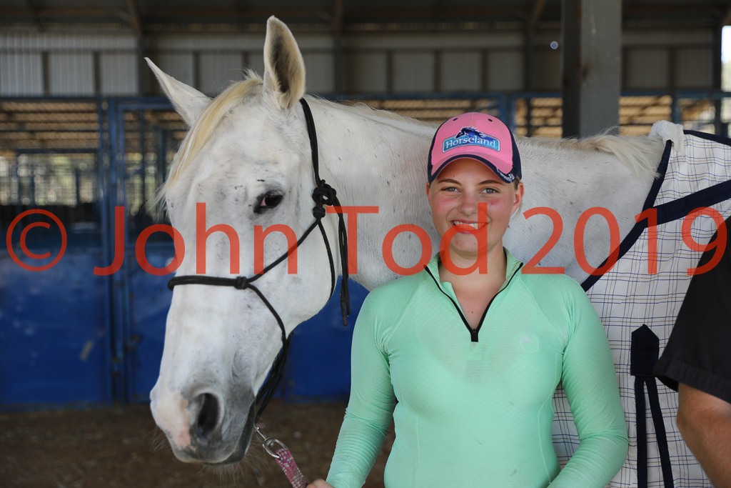 JHT_1056.JPG   14:22:49  06/10/2019  Copyright John H Tod 2019